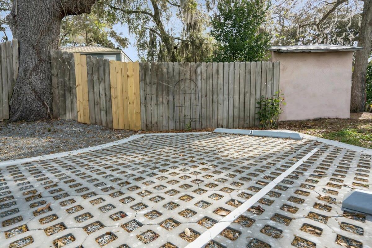 Blue House, Prime Location, Family Amenities, Bbq! Villa St. Augustine Exterior foto